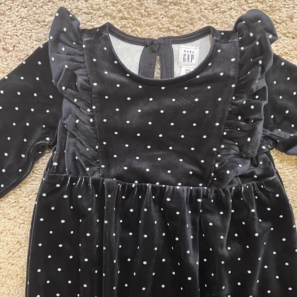 NWT Baby Gap Ruffle Velvet one-piece | 18-24 months